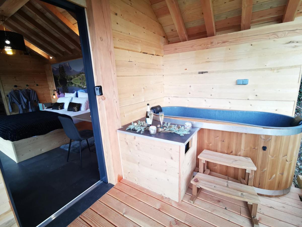 Bed and Breakfast L'Etang De La Tourne Les Marches Exterior foto
